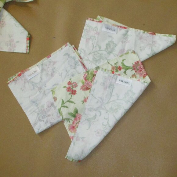 Waverly  Table Napkins Placemat  Fuscia Green Plaid lot of 6 - Picture 2 of 6